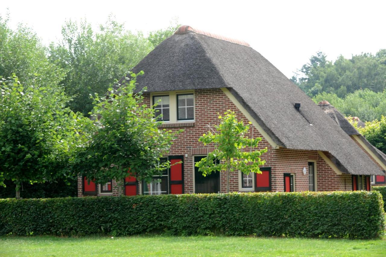 Bungalowpark Hoge Hexel Esterno foto